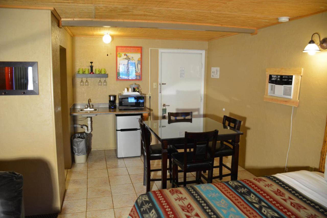 Sitzmark Chalet Inn Ruidoso Εξωτερικό φωτογραφία